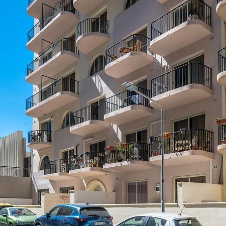 Spacious 3 Bedroom Apartment In The Heart Of St Julians Saint Julian's Εξωτερικό φωτογραφία