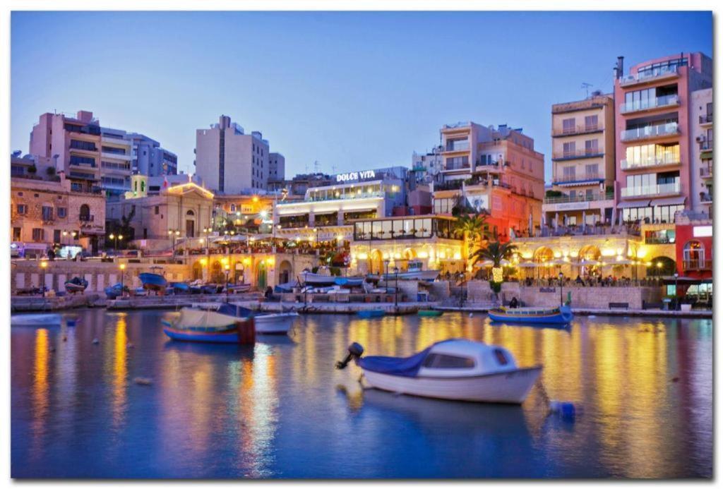 Spacious 3 Bedroom Apartment In The Heart Of St Julians Saint Julian's Εξωτερικό φωτογραφία