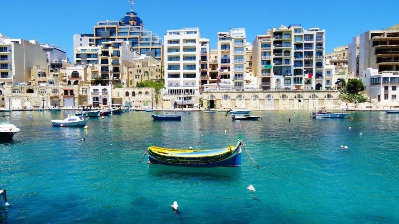 Spacious 3 Bedroom Apartment In The Heart Of St Julians Saint Julian's Εξωτερικό φωτογραφία