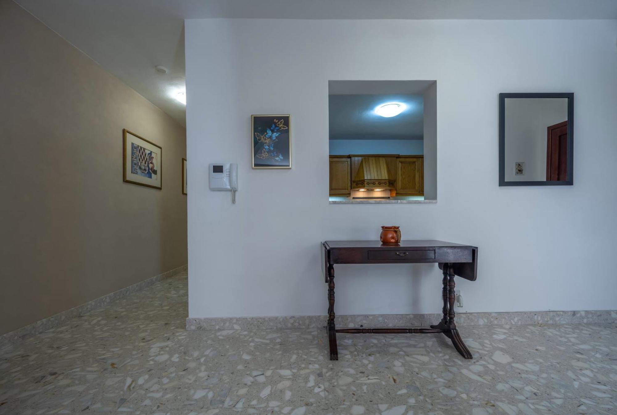 Spacious 3 Bedroom Apartment In The Heart Of St Julians Saint Julian's Εξωτερικό φωτογραφία