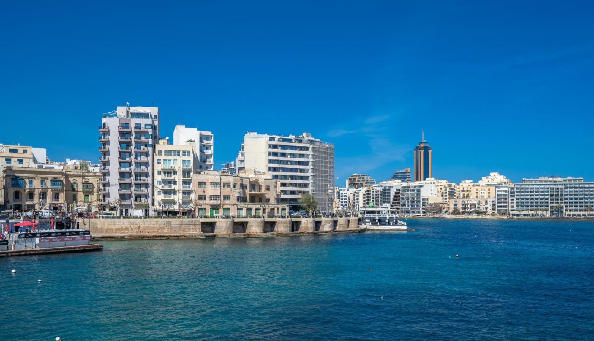 Spacious 3 Bedroom Apartment In The Heart Of St Julians Saint Julian's Εξωτερικό φωτογραφία