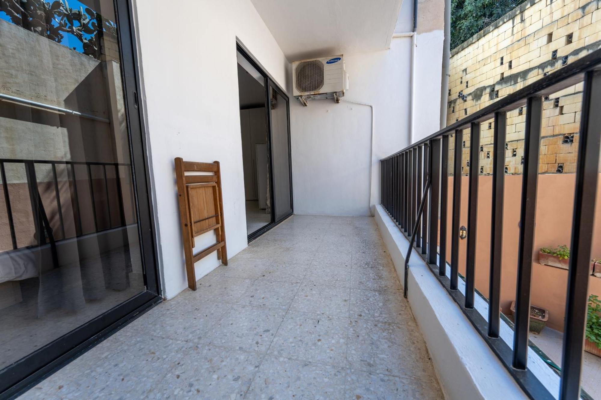 Spacious 3 Bedroom Apartment In The Heart Of St Julians Saint Julian's Εξωτερικό φωτογραφία