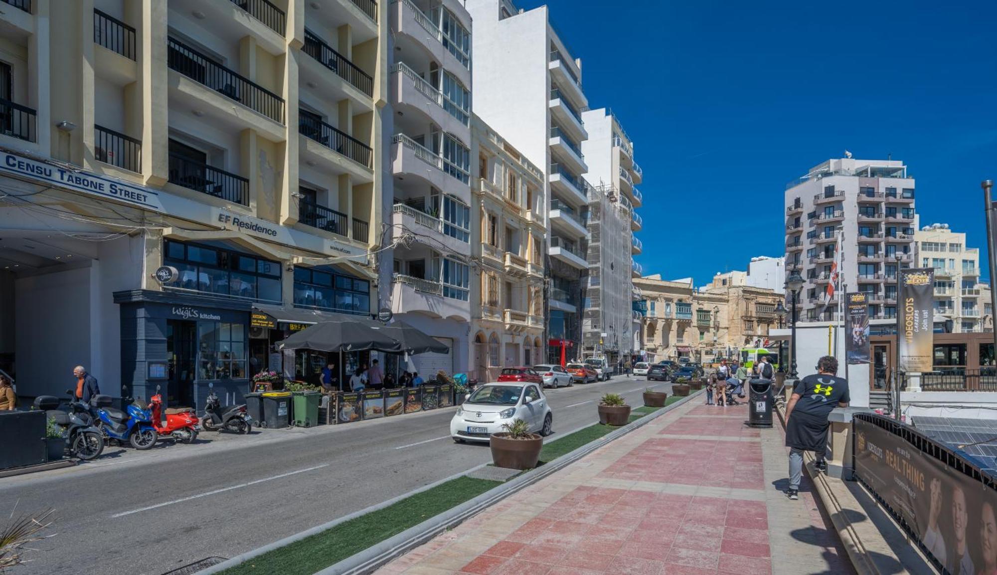 Spacious 3 Bedroom Apartment In The Heart Of St Julians Saint Julian's Εξωτερικό φωτογραφία